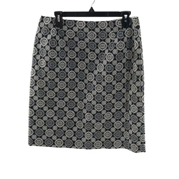 Talbots Skirt Black White Geometric Embroidered Straight Womens Size 12 Petite - Picture 1 of 6